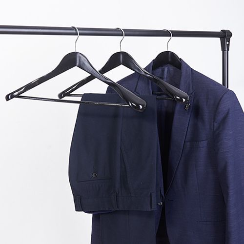 Вешалка плечики деревянная с перекладиной, цвет черный, 460х56 мм фото 3 Вешалка плечики деревянная с перекладиной, цвет черный, 460х56 мм фото 3