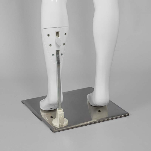Манекен мужской в полный рост для магазина, белый глянец, 1930х950х720х960 мм фото 3